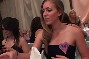 亚洲au欧美au在线播放 Porn